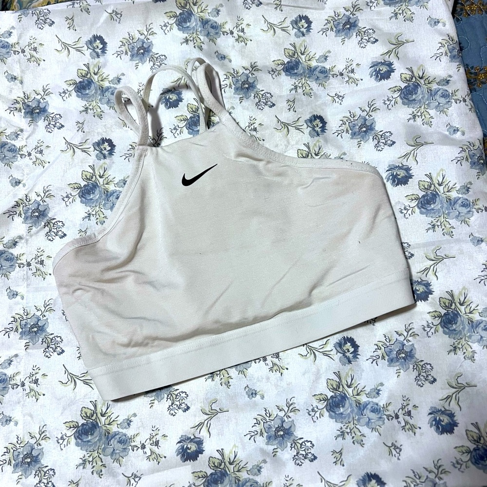 Used Nike Sportsbra